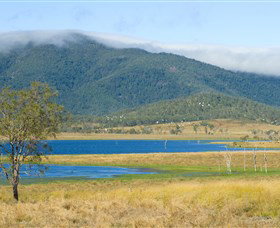 Lake Elphinstone - Holiday Sunshine Coast 0