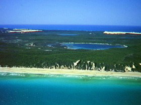 Fraser Island, Great Sandy National Park - Sunshine Coast Tourism 0