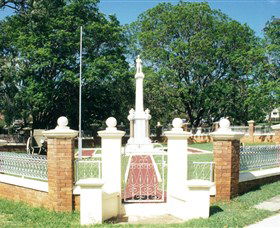 Boonah War Memorial And Memorial Park - Holiday Sunshine Coast 0