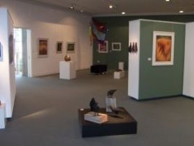 Warwick Art Gallery - Holiday Sunshine Coast 0