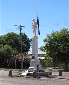 Aramac War Memorial - Sunshine Coast Tourism 0