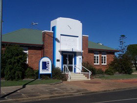 Crows Nest Regional Art Gallery - Sunshine Coast Tourism 0