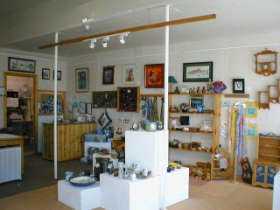 Great Alpine Gallery - Sunshine Coast Tourism 0