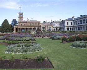 Werribee Mansion - Holiday Sunshine Coast 0