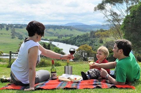 Nicholson River Winery - Sunshine Coast Tourism 8