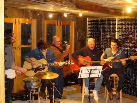 Munari Wines - Sunshine Coast Tourism 3