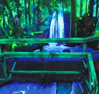 GlowGolf Docklands - Holiday Sunshine Coast