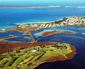 Queenscliff Golf Club - Holiday Sunshine Coast 0