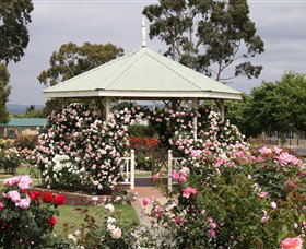 Morwell Centenary Rose Garden - Holiday Sunshine Coast 0