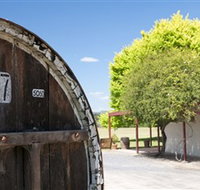 St Huberts Cellar Door  Vineyard - Holiday Sunshine Coast