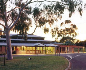 Swan Hill Regional Art Gallery - Sunshine Coast Tourism 0