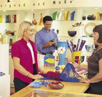 Shopping in The Rocks - Holiday Sunshine Coast