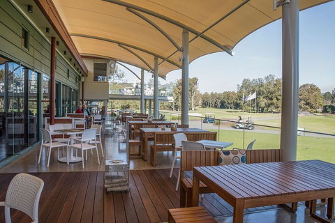 Club Catalina - Holiday Sunshine Coast 3