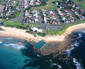 Bulli Beach - Sunshine Coast Tourism 0