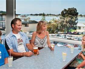 Merimbula RSL - Holiday Sunshine Coast 0