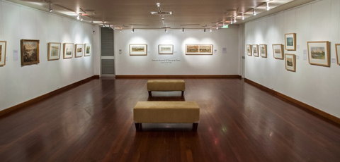 Shoalhaven City Arts Centre - Holiday Sunshine Coast 1