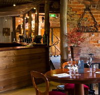 Jones Winery  Vineyard Cafe - Holiday Sunshine Coast