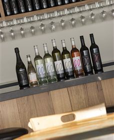 BAIE Wines - Sunshine Coast Tourism 0
