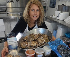 Advance Mussel Supply - Sunshine Coast Tourism 2