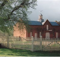 Cooma Cottage - Sunshine Coast Tourism