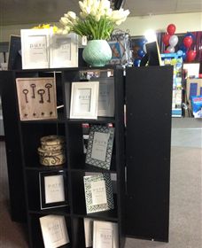 Corryong Newsagency - Holiday Sunshine Coast 4