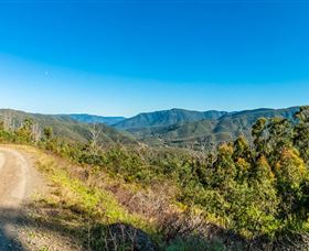 Lobs Hole Ravine 4WD Trail - Holiday Sunshine Coast 3
