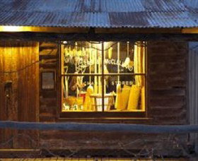 Odgers And McClelland Exchange Stores - Sunshine Coast Tourism 2