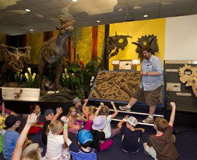National Dinosaur Museum - Sunshine Coast Tourism 1