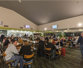 Gungahlin Lakes Golf And Community Club - Sunshine Coast Tourism 2