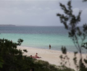Boomers On Tour - Holiday Sunshine Coast 1