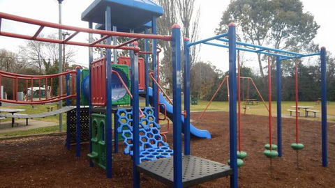 Coronation Park Yass - Sunshine Coast Tourism 3