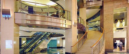 Chifley Plaza - Holiday Sunshine Coast 1