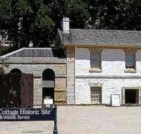 Cadmans Cottage - Holiday Sunshine Coast