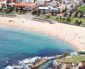 Coogee Legion Club - Holiday Sunshine Coast 0