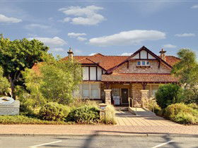 Brighton SA Holiday Sunshine Coast