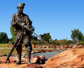 Great Cobar Heritage Centre - Sunshine Coast Tourism 1