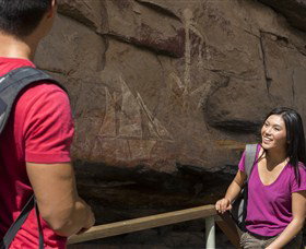 Nanguluwur Rock Art Site And Walk - Sunshine Coast Tourism 2