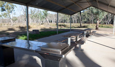 Yanga Woolshed Picnic Area - Holiday Sunshine Coast 0