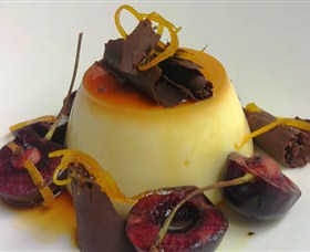 Char Restaurant At Admiralty - Holiday Sunshine Coast 5