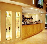 Finz Restaurant and Bar - Holiday Sunshine Coast