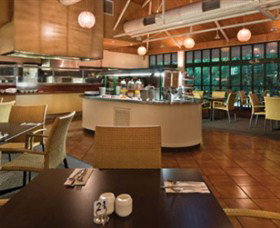 Treetops Restaurant - Sunshine Coast Tourism 1