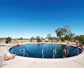 Lightning Ridge Bore Baths - Sunshine Coast Tourism 0