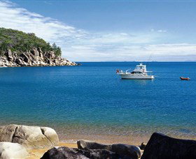 Magnetic Island National Park - Sunshine Coast Tourism 1
