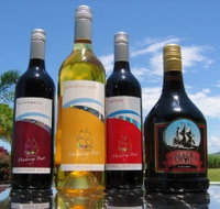 Murdering Point Winery - Holiday Sunshine Coast