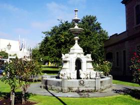 Cave Gardens - Holiday Sunshine Coast 0