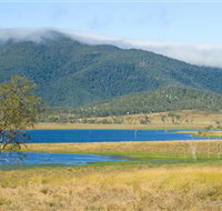 Lake Elphinstone - Sunshine Coast Tourism