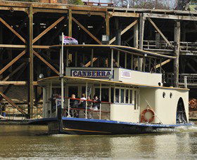 Paddlesteamer Canberra - Sunshine Coast Tourism 1