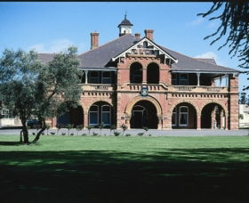 Yanco Agricultural High School - Holiday Sunshine Coast 0