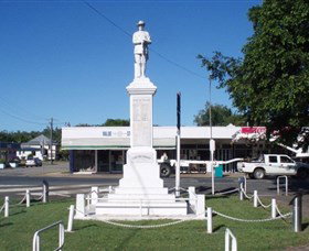 Sarina War Memorial - Sunshine Coast Tourism 1