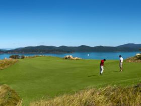 Hamilton Island Golf Club - Holiday Sunshine Coast 0